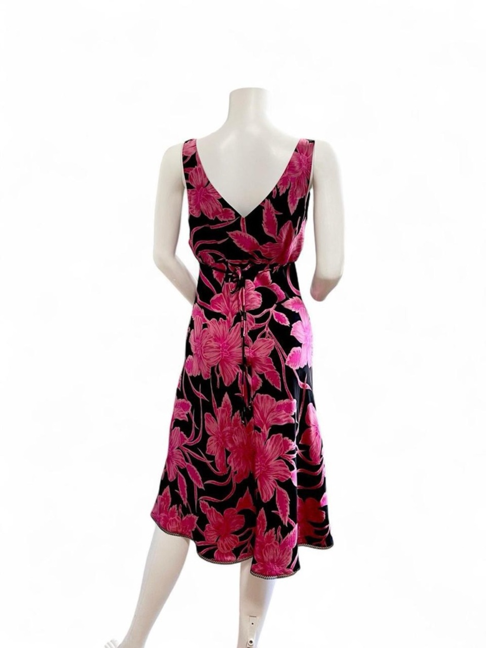 Sleeveless V-Neck Pink Floral Slip Dress - Picture 5 of 7